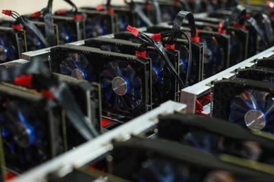 Data center hosting multiple Litecoin L9 miners in cold environment